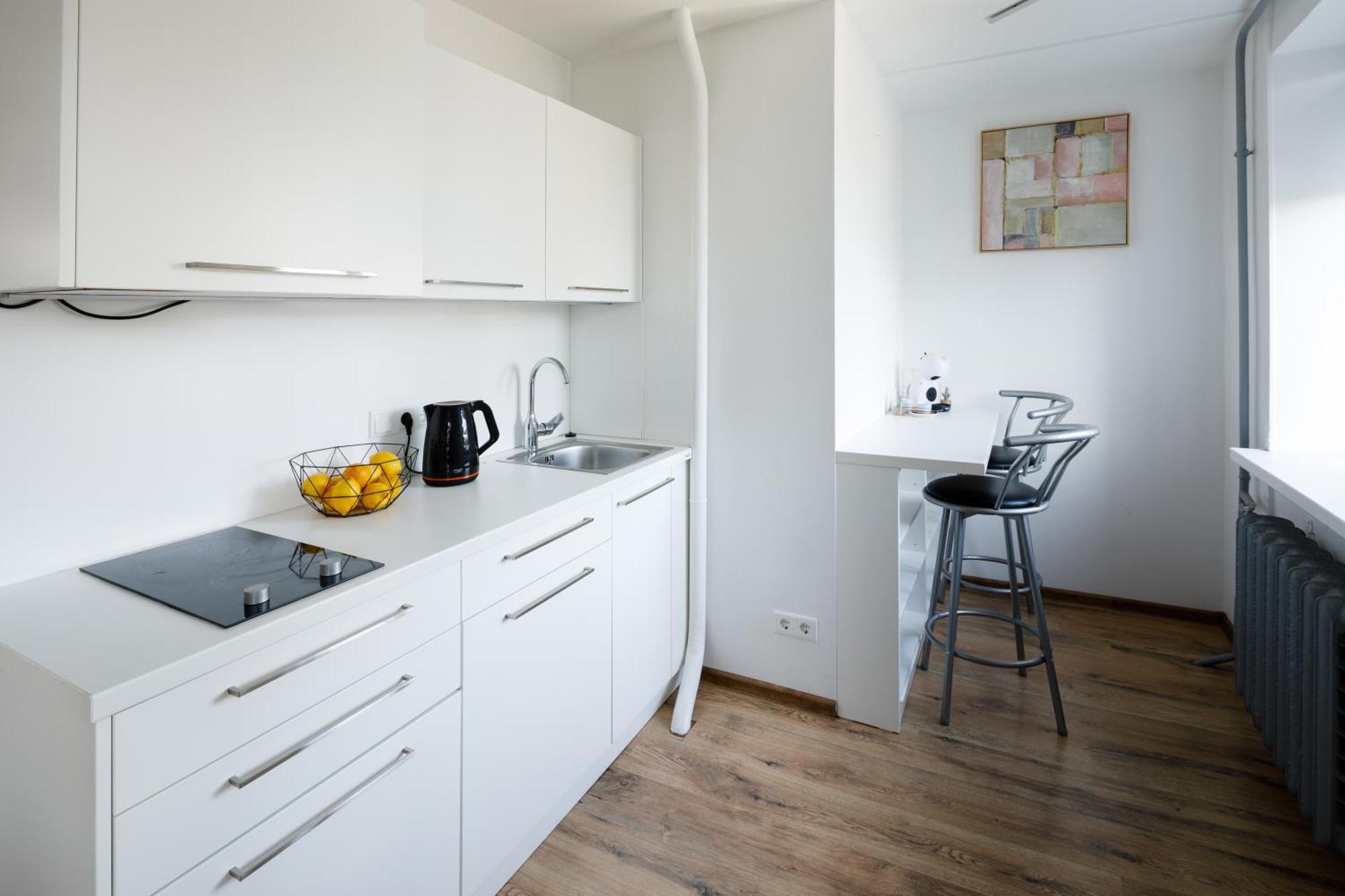 Brivibas Yard Apartment With Parking In City Center Riga Exterior photo