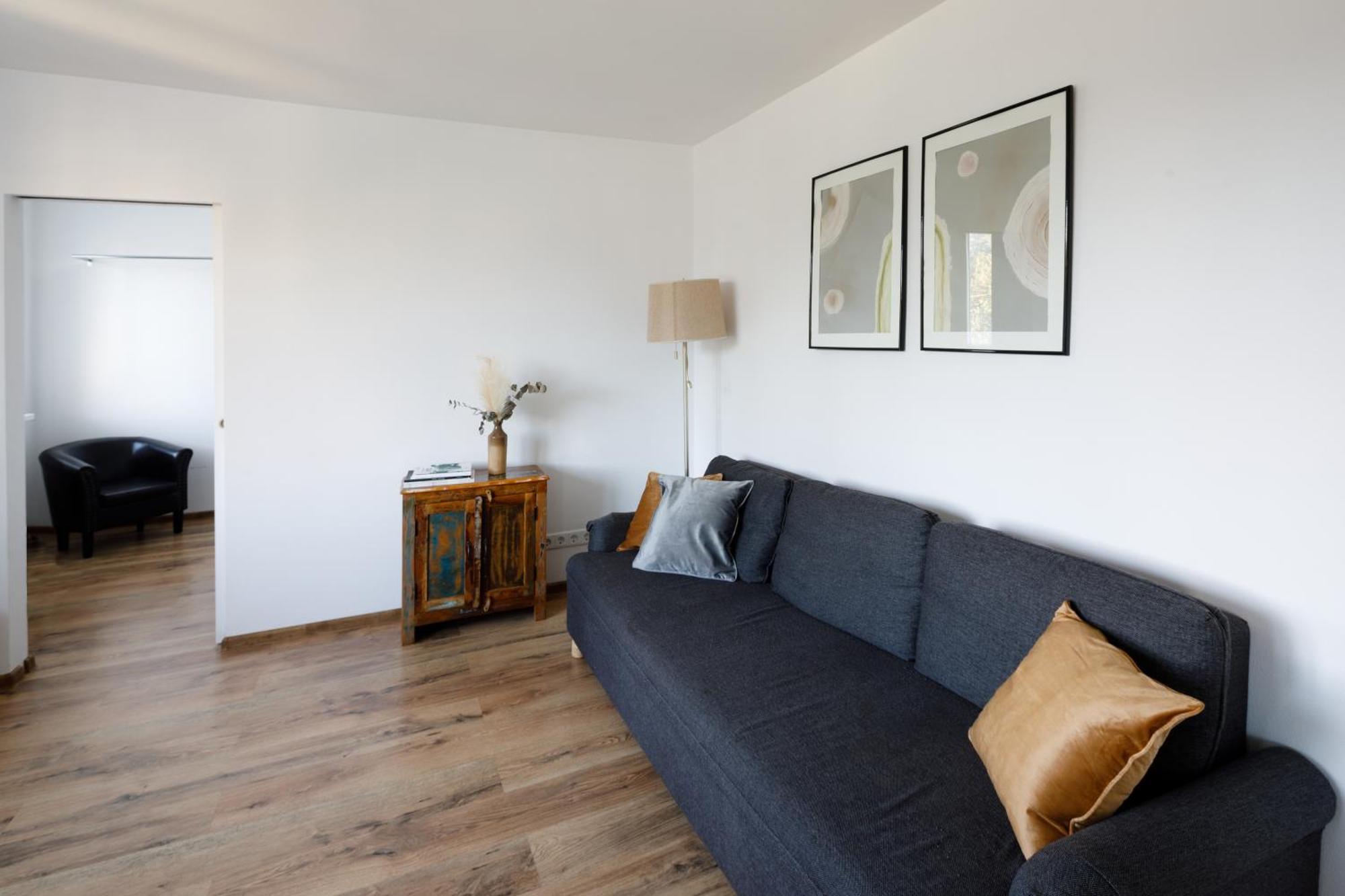Brivibas Yard Apartment With Parking In City Center Riga Exterior photo